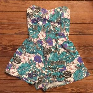 Vintage strapless romper